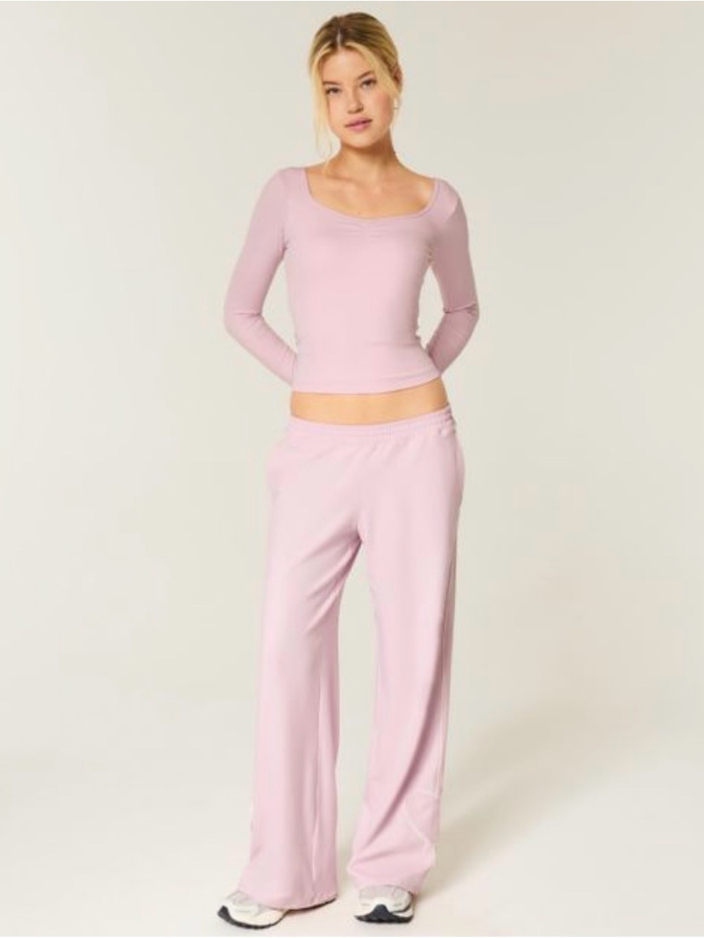 Hollister Women's Pink Gilly Hicks Active Recharge Heart-tipped Baggy Pants L